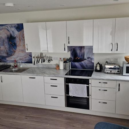 Number 15 Luxurious Two Bedroom Apartment Exmouth Bagian luar foto