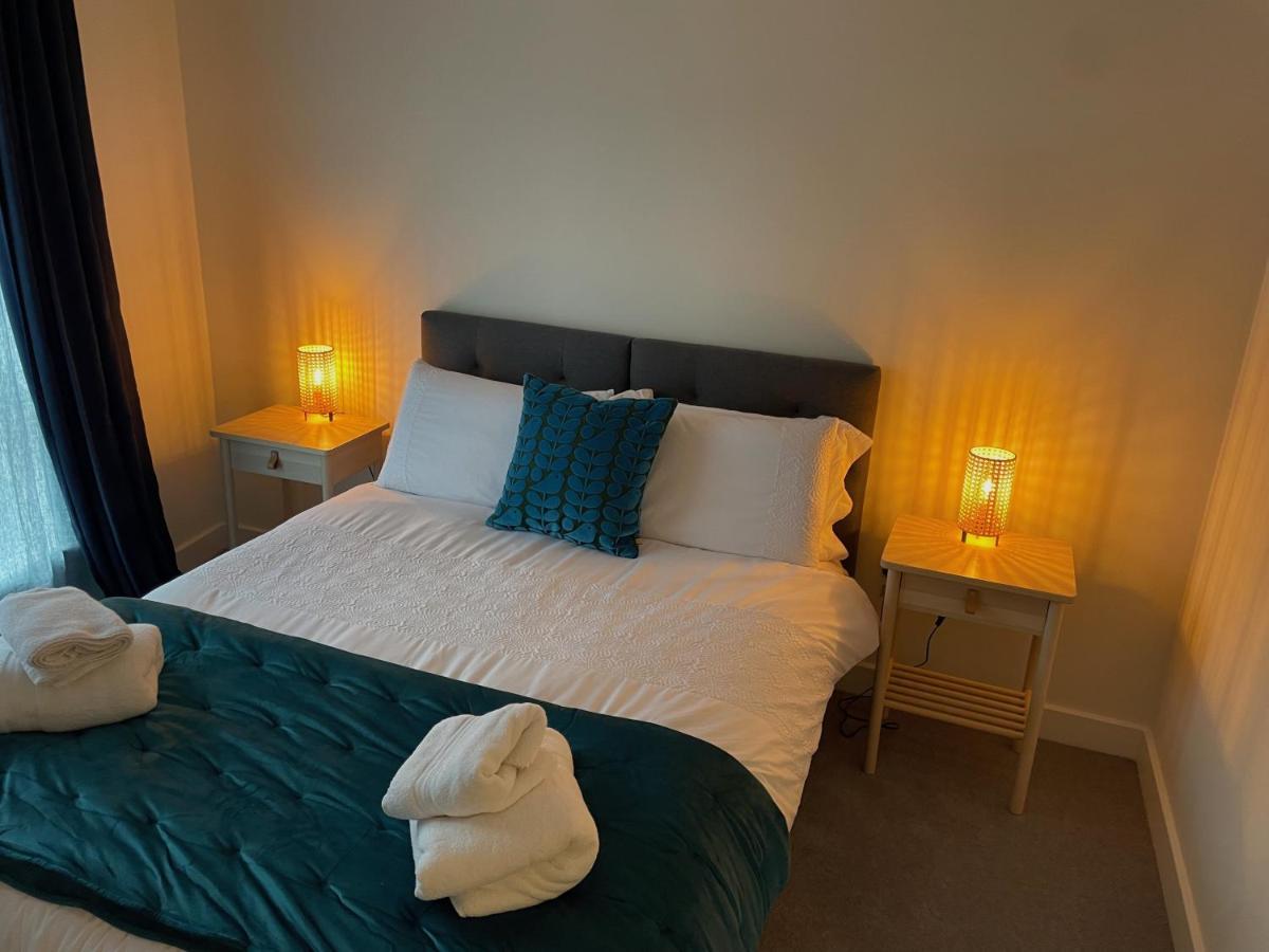 Number 15 Luxurious Two Bedroom Apartment Exmouth Bagian luar foto