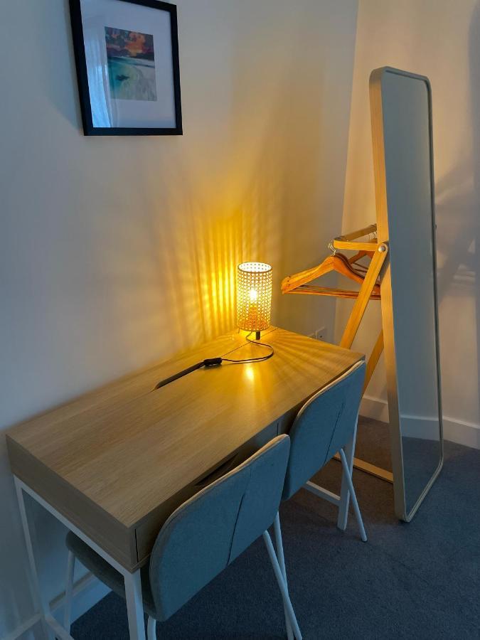 Number 15 Luxurious Two Bedroom Apartment Exmouth Bagian luar foto